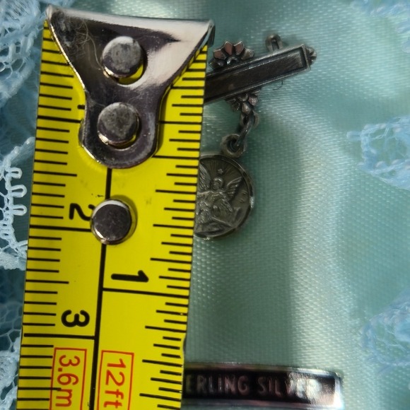 Vintage Sterling Silver Guardian Angel‎ Medal Pin in Original Box - Picture 5 of 9